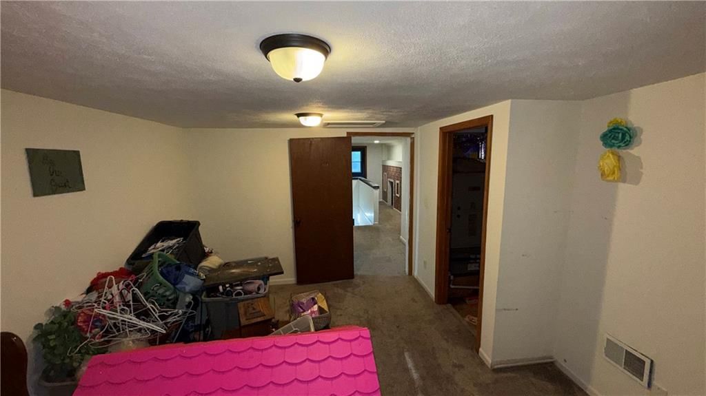 401 W Chestnut Street — photo 35