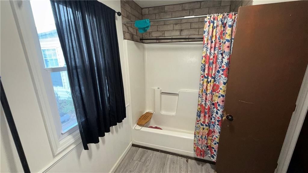 401 W Chestnut Street — photo 41