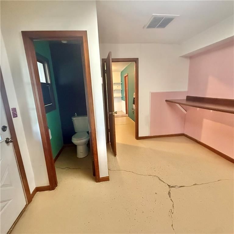 401 W Chestnut Street — photo 66