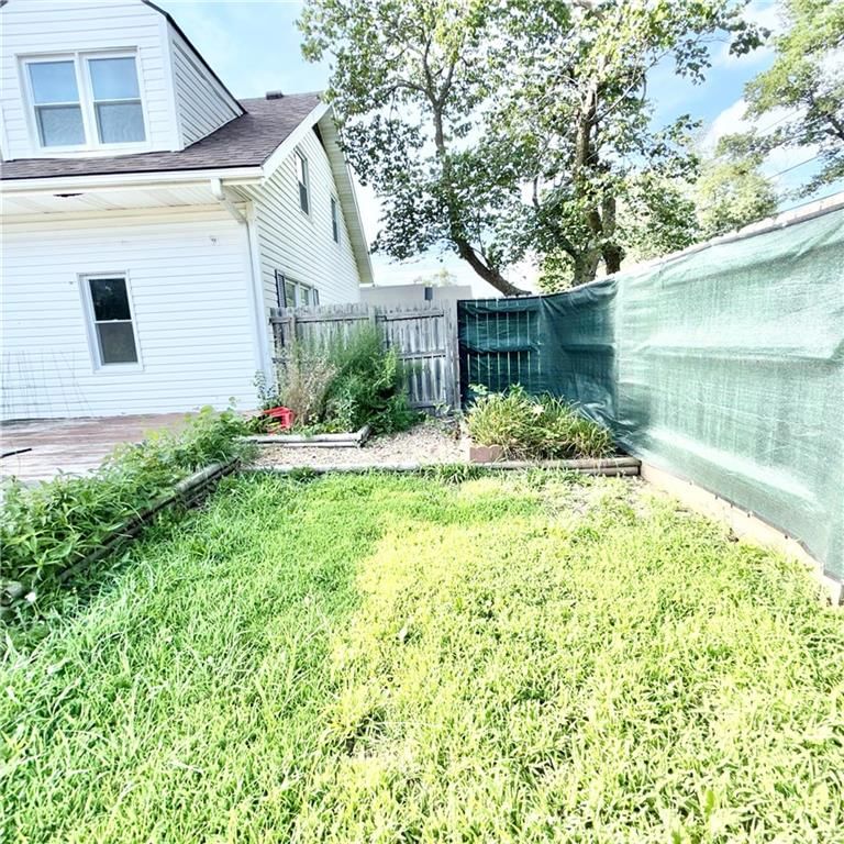 401 W Chestnut Street — photo 72