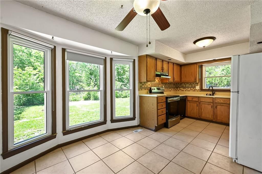 505 Arena Drive — photo 11