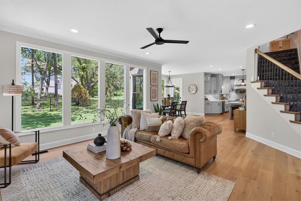 15230 Fontana Street — photo 7