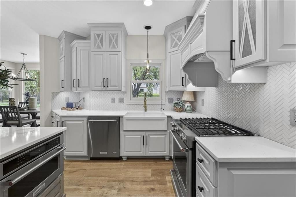 15230 Fontana Street — photo 14