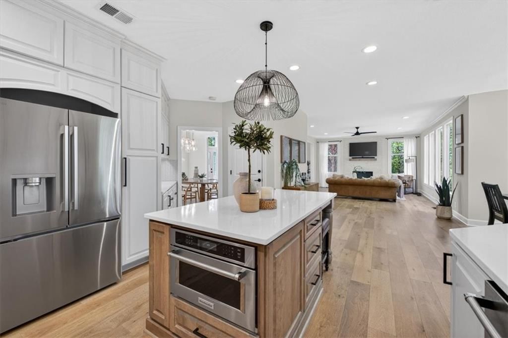 15230 Fontana Street — photo 15