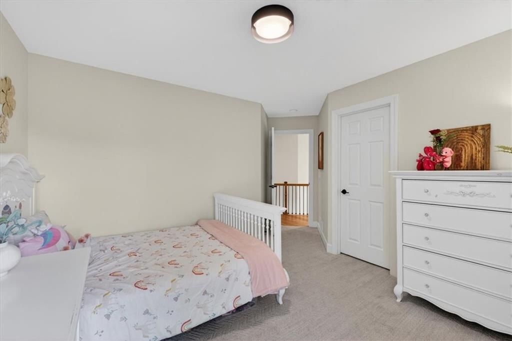15230 Fontana Street — photo 28