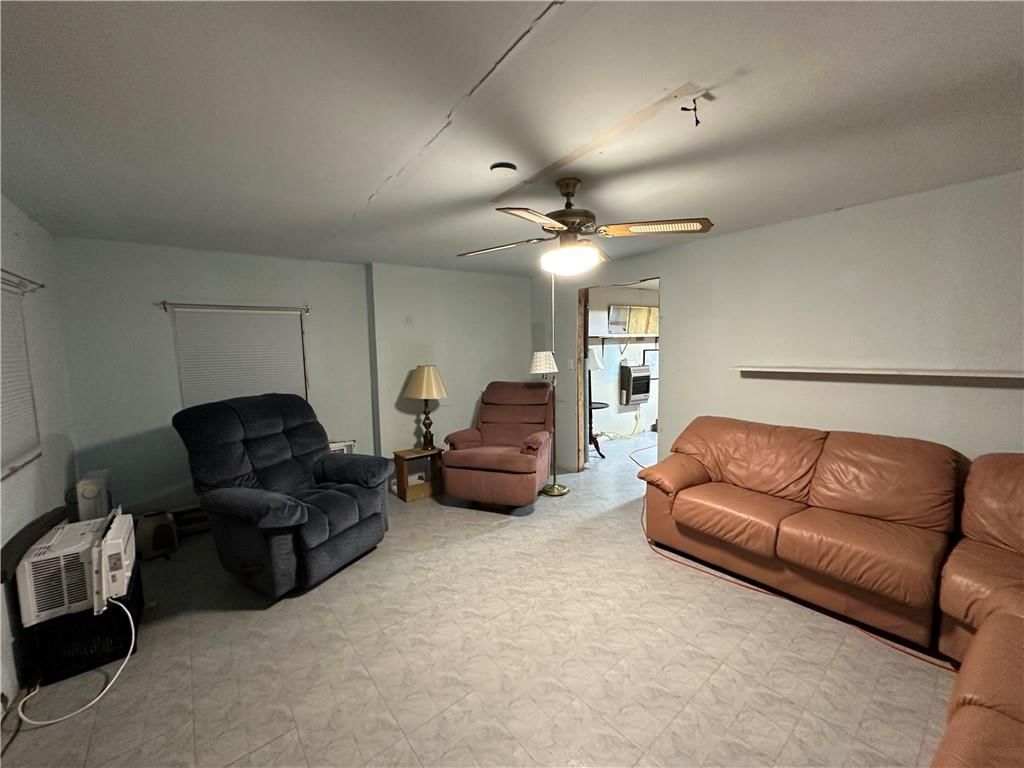 2332 Park Lane — photo 14