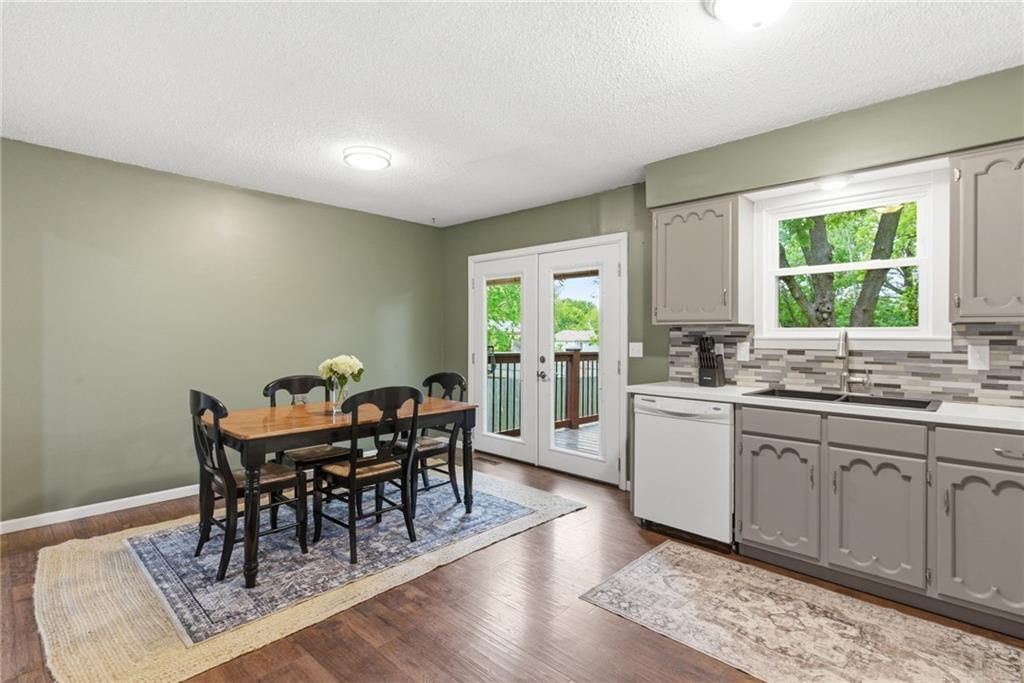 12728 S Sycamore Street — photo 11