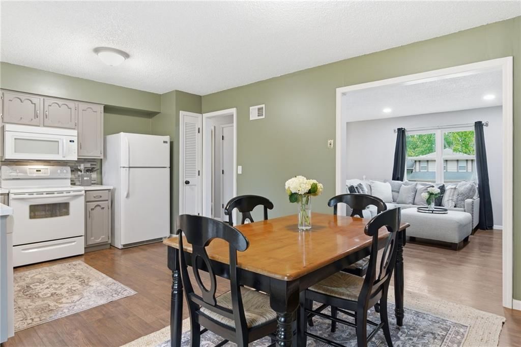 12728 S Sycamore Street — photo 13