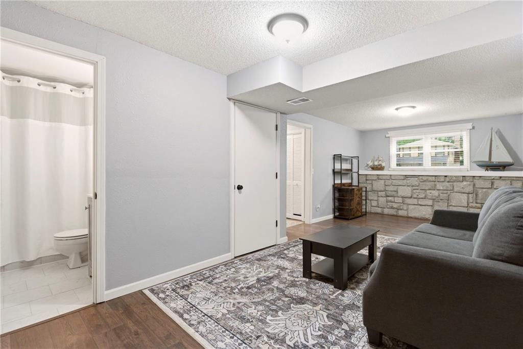 12728 S Sycamore Street — photo 27