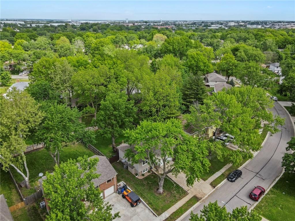 12728 S Sycamore Street — photo 36