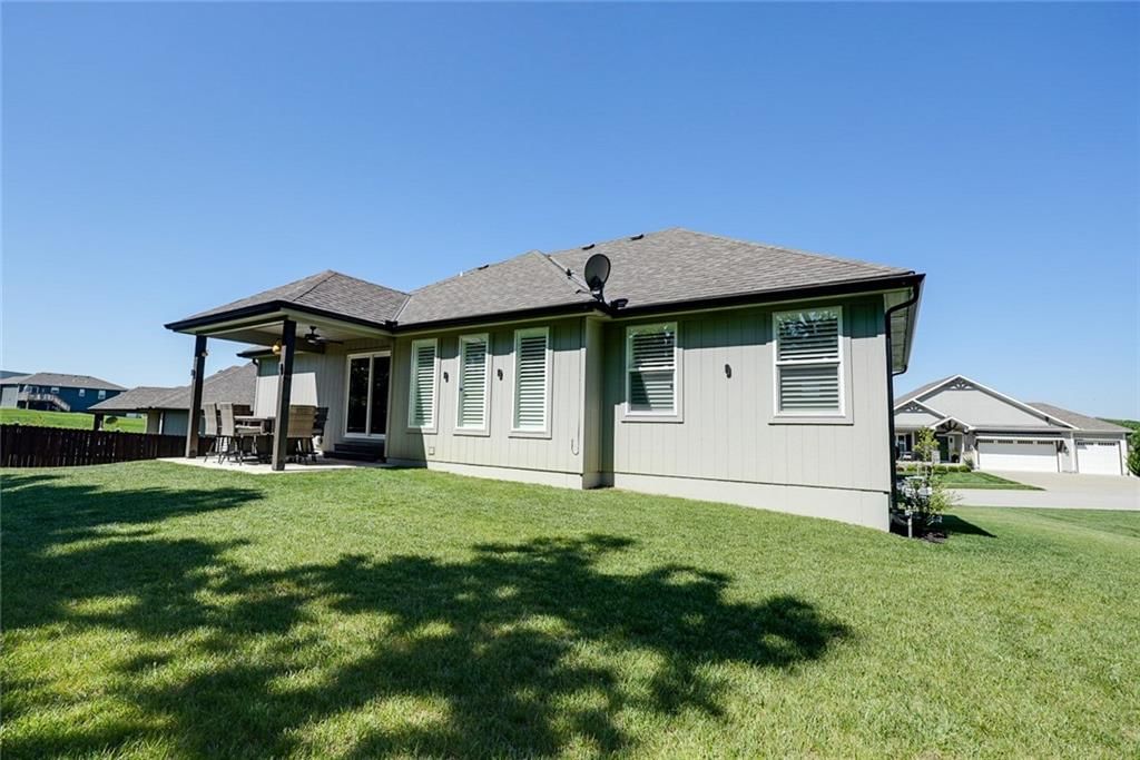 1404 NW Maple Drive — photo 54