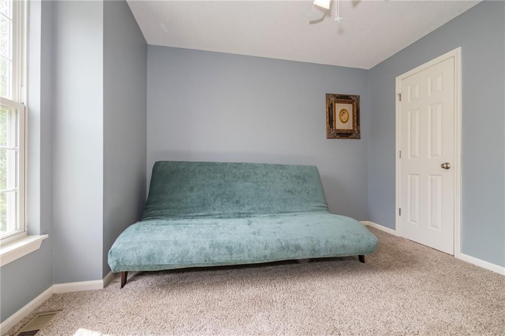245 W Cheyenne Street — photo 26