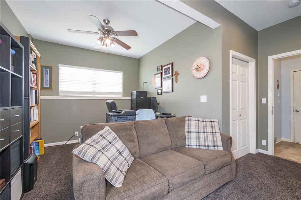 245 W Cheyenne Street — photo 36