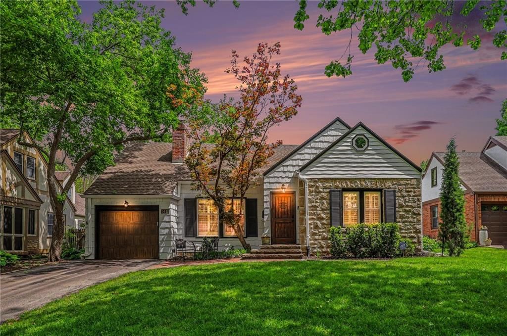 5441 Aberdeen Road, Fairway, KS