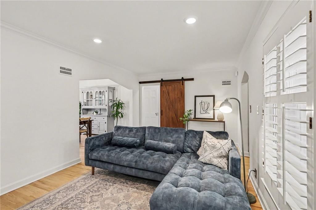 5441 Aberdeen Road — photo 9