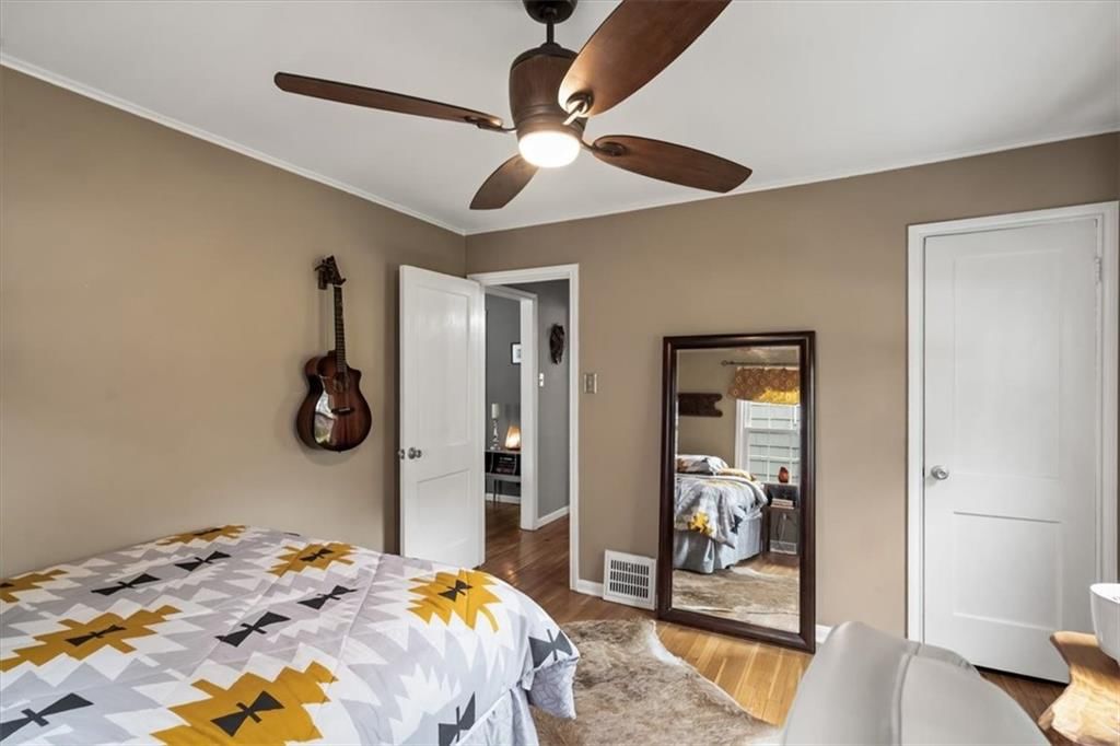 5319 Juniper Street — photo 14
