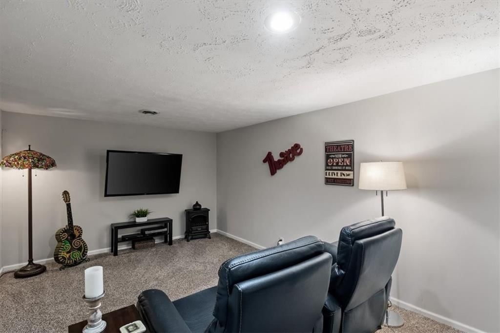 5319 Juniper Street — photo 21