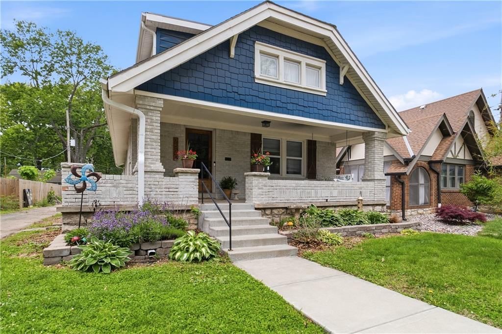 7520 Oak Street, Kansas City, MO