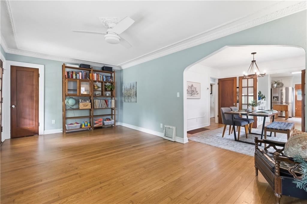 7520 Oak Street — photo 5