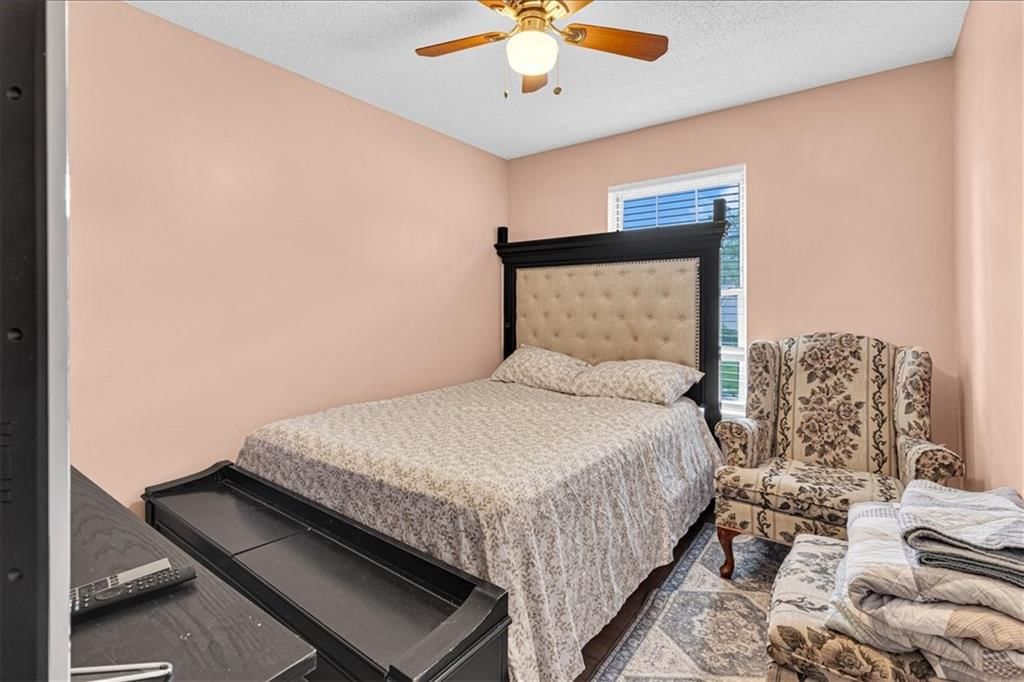 220 Debra Street — photo 23