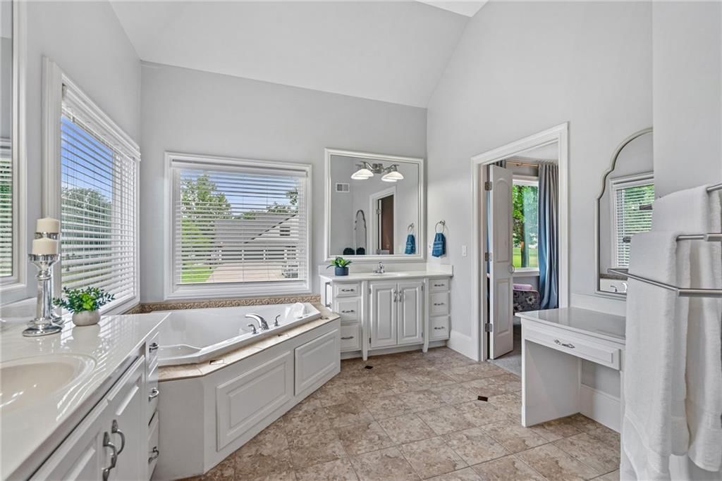 10507 W 145th Terrace — photo 14