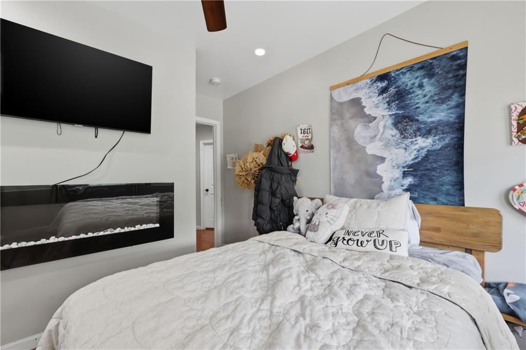 4209 Wabash Avenue — photo 13