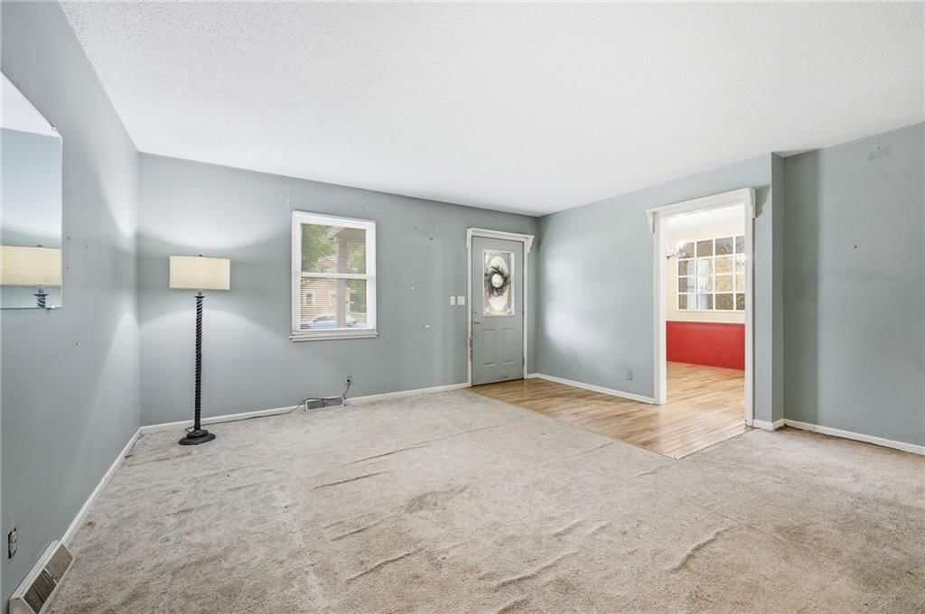 405 S Pine Street — photo 6