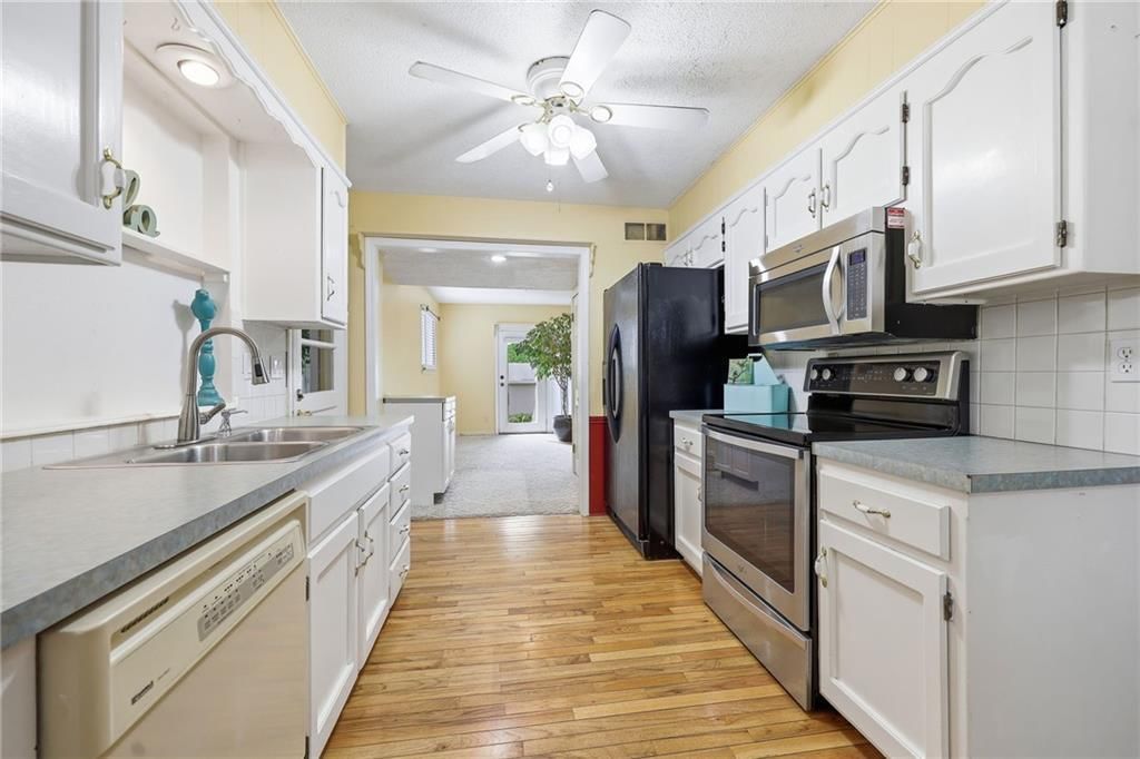 405 S Pine Street — photo 10