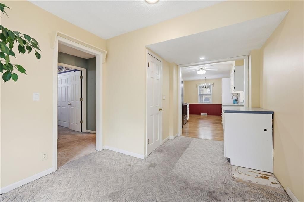 405 S Pine Street — photo 12