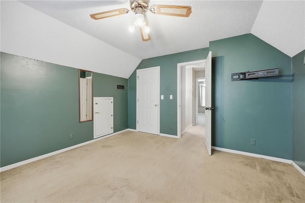 405 S Pine Street — photo 16