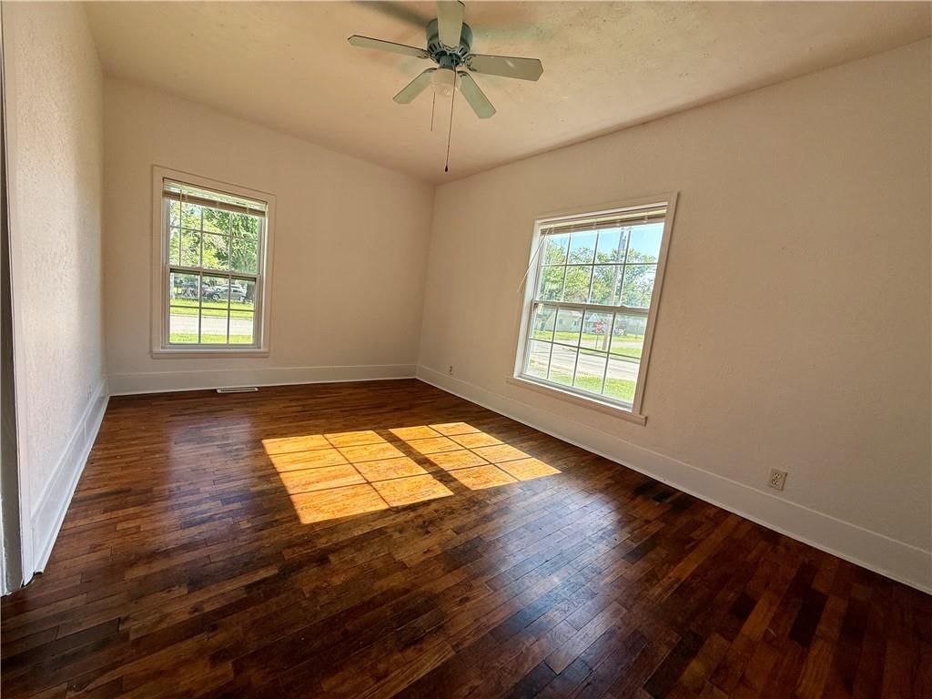 219 N Tower Street — photo 5