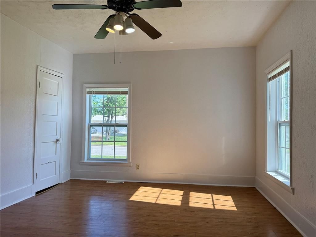 219 N Tower Street — photo 12