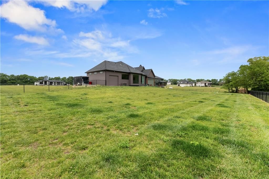 13405 Woodland Ranch Drive — photo 54