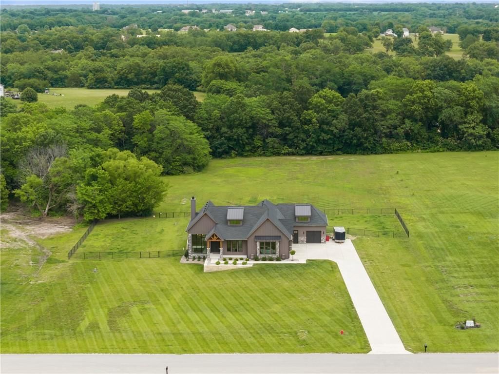 13405 Woodland Ranch Drive — photo 57