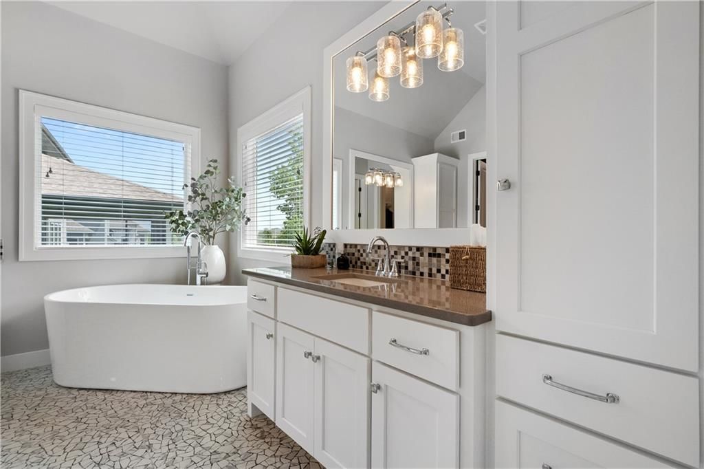 10909 W 172nd Street — photo 26