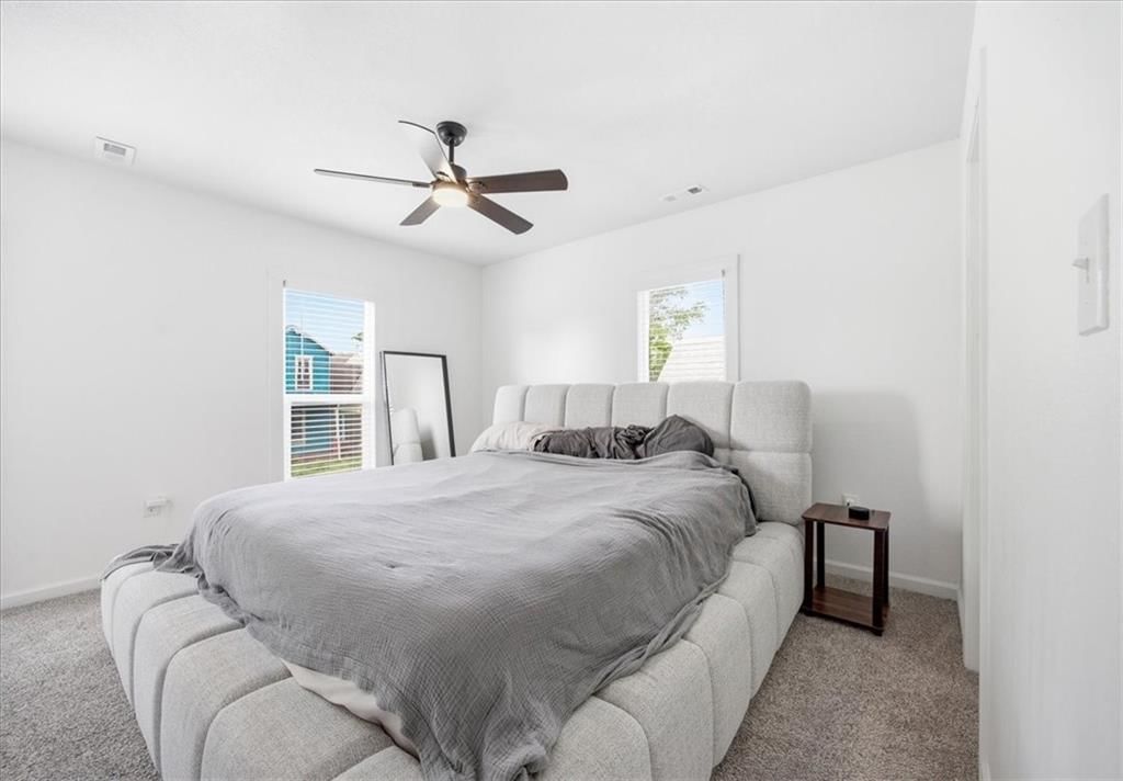 1216 W 20th Terrace — photo 12