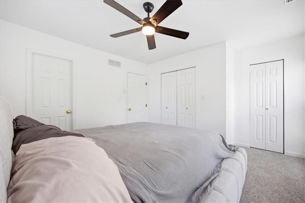 1216 W 20th Terrace — photo 13
