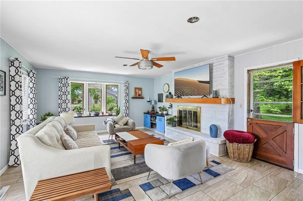 708 Tyler Avenue — photo 4