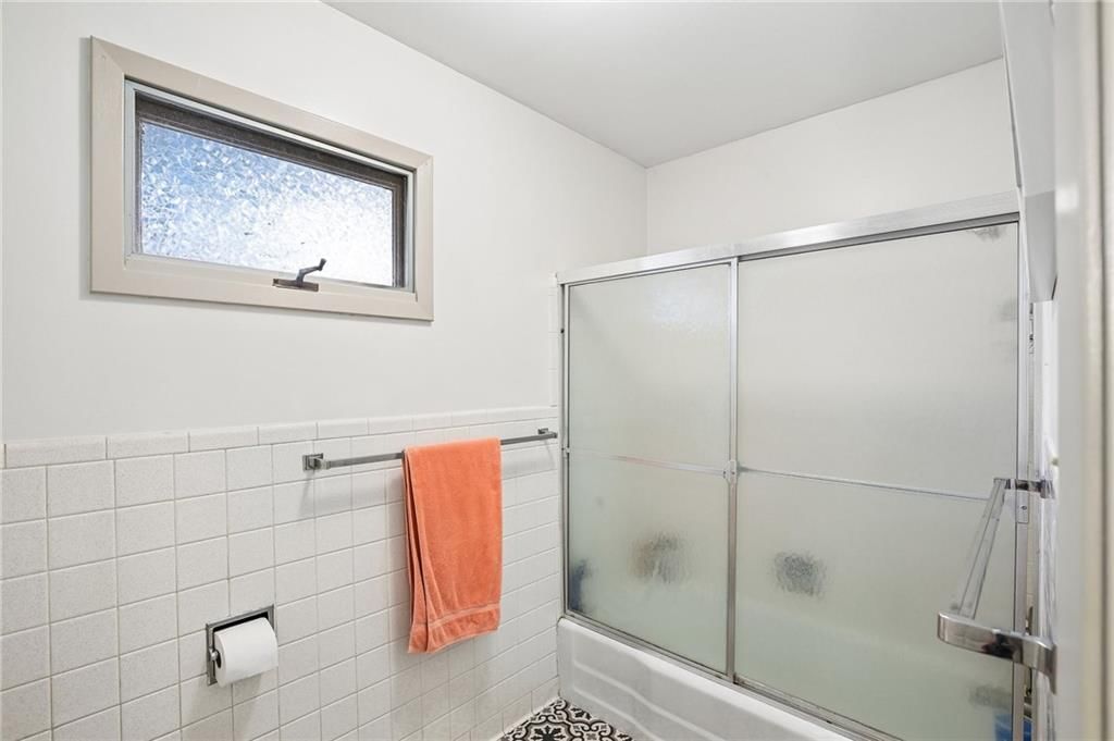 708 Tyler Avenue — photo 30