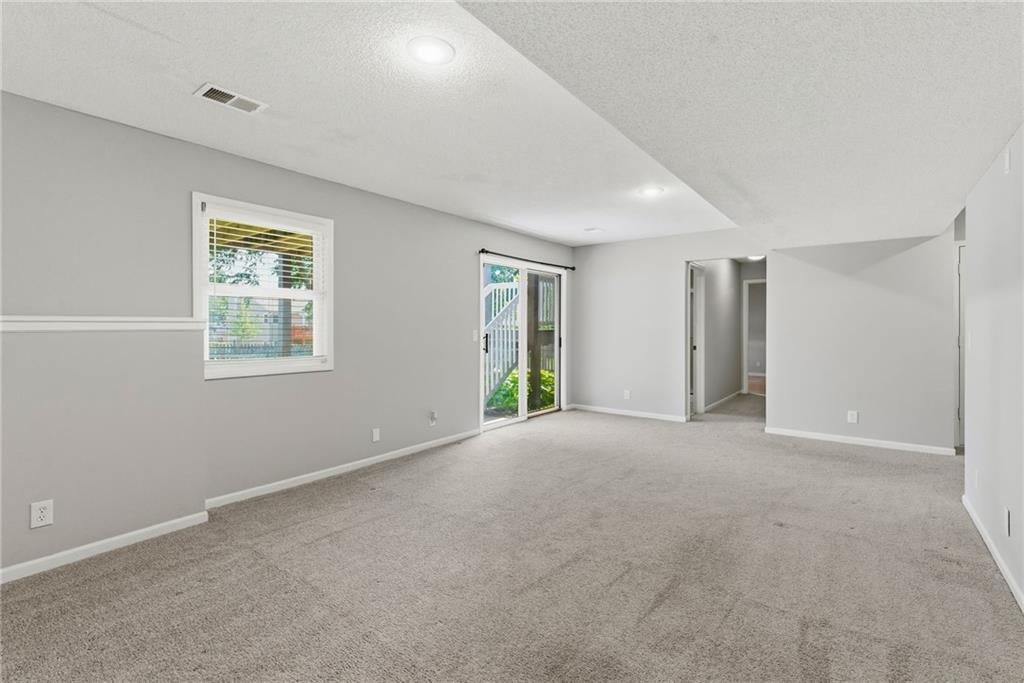 6610 W 158 Terrace — photo 24
