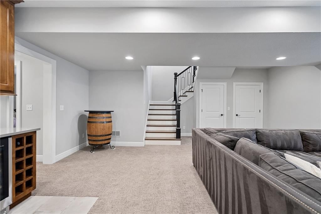 9257 Parkside Drive — photo 32