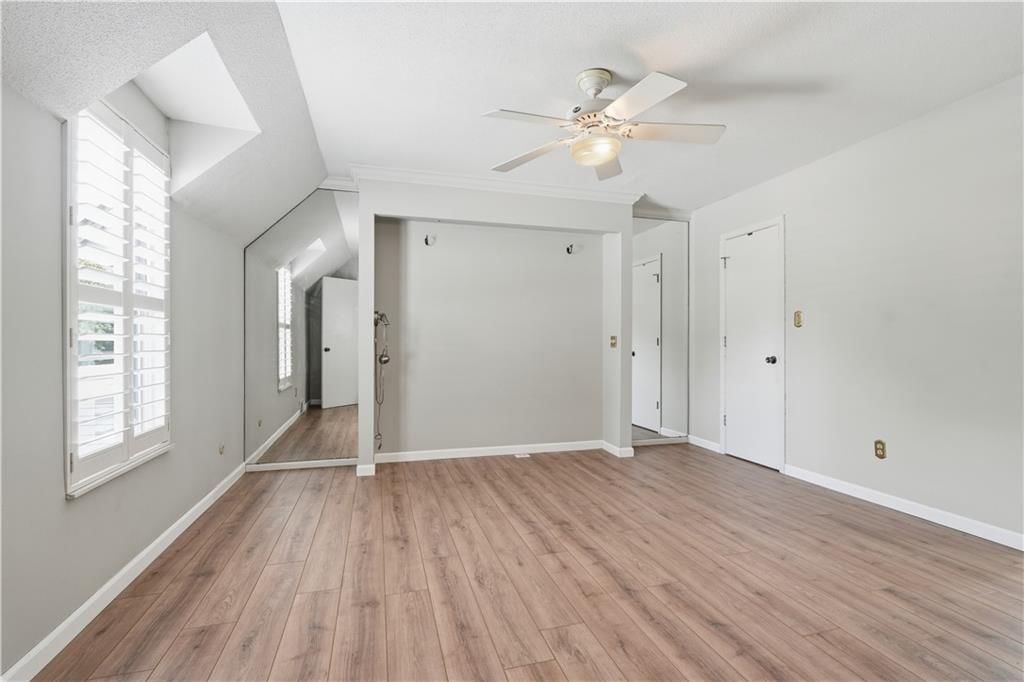 7709 W 102nd Street — photo 18