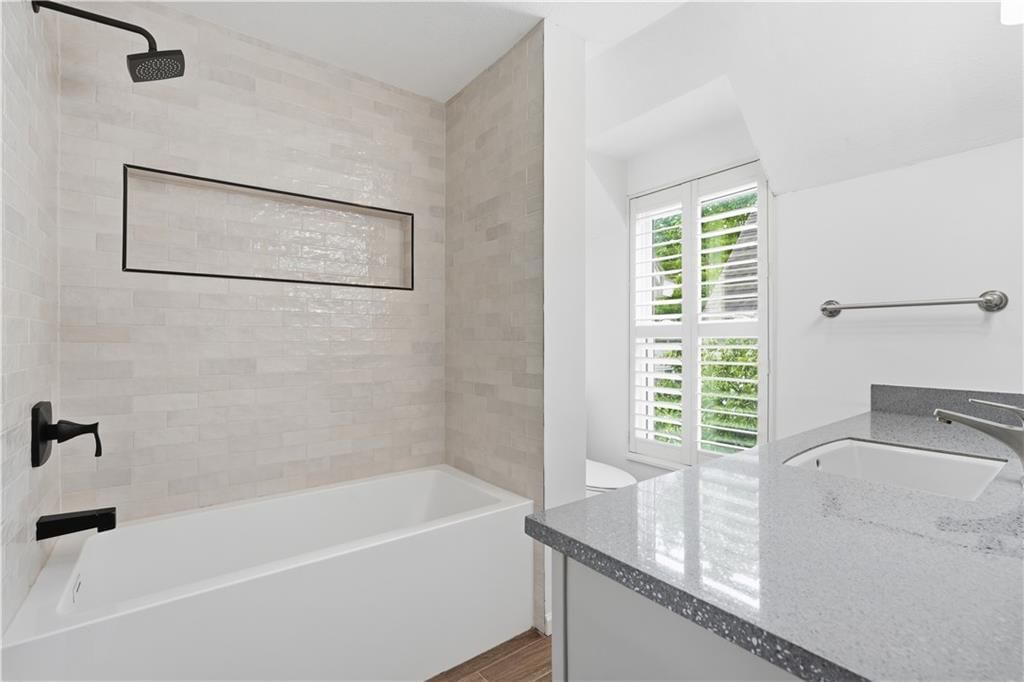 7709 W 102nd Street — photo 23