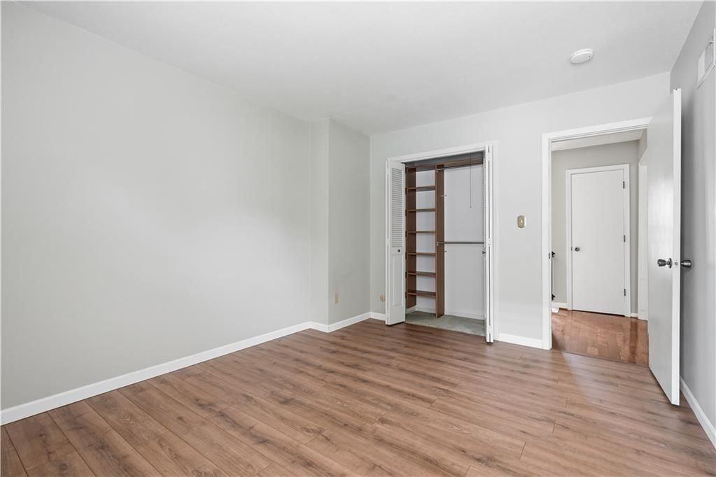 7709 W 102nd Street — photo 25