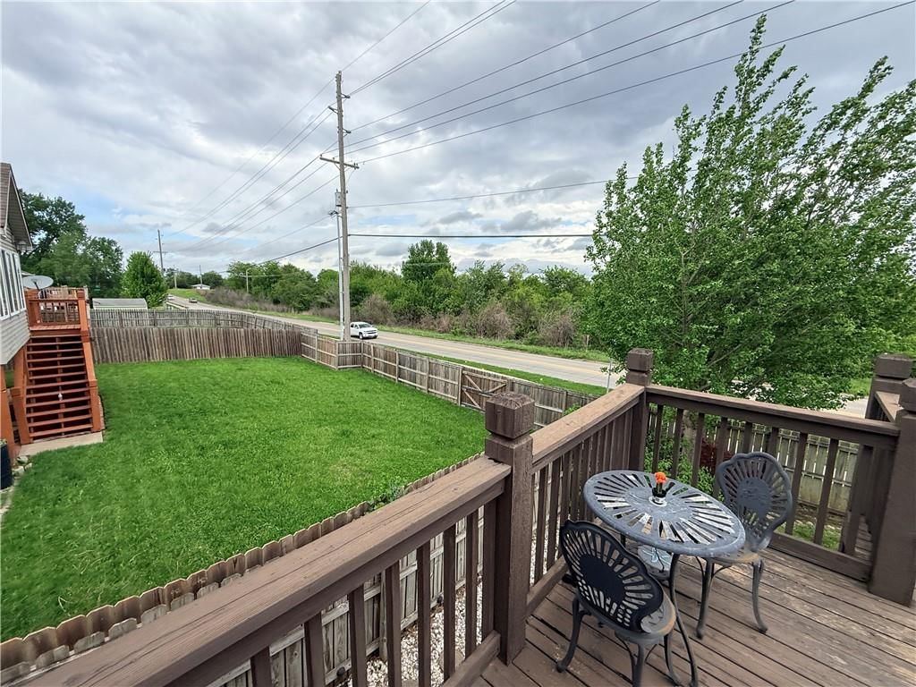 2611 Andrew Court — photo 11
