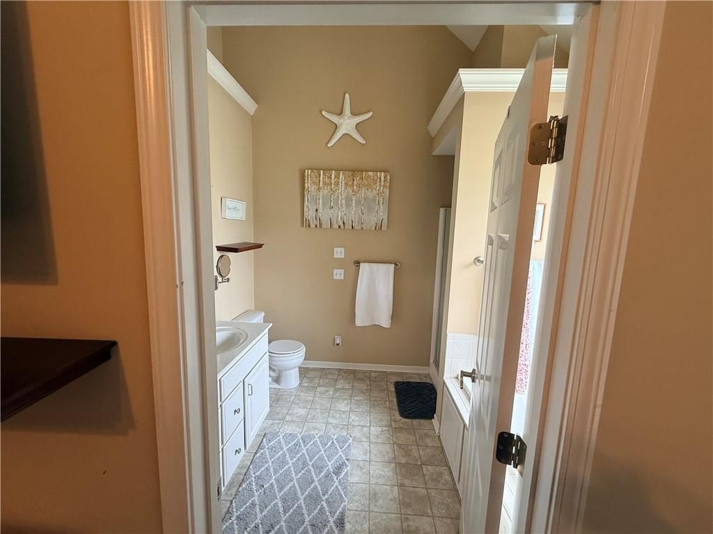 2611 Andrew Court — photo 22