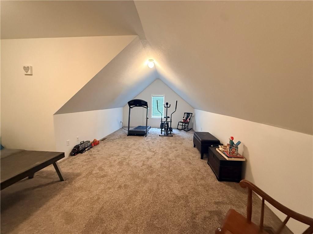 2611 Andrew Court — photo 36
