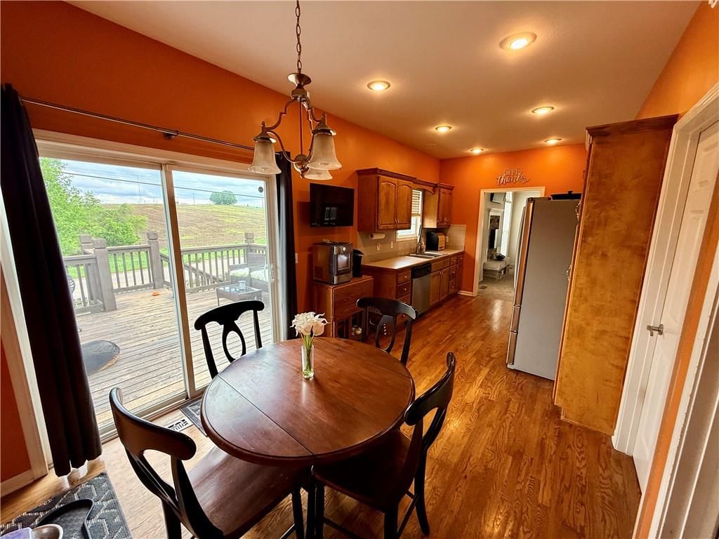 2611 Andrew Court — photo 41