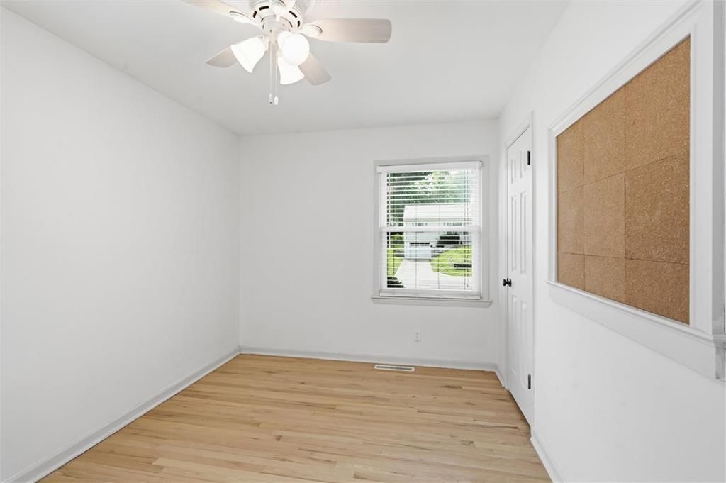 4929 N Cleveland Avenue — photo 17