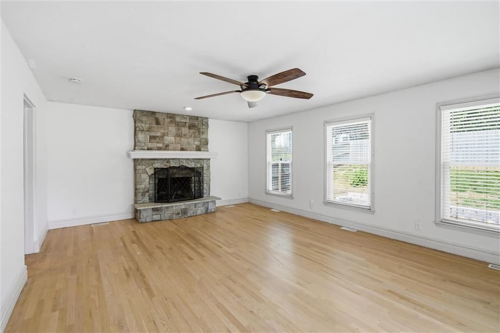 4929 N Cleveland Avenue — photo 25